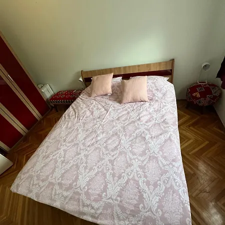 Lägenhet Mimis Place